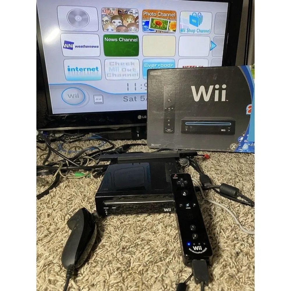 Nintendo Wii Black Console Authentic Motion Plus OEM With Box Complete